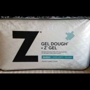 Malouf Gel Dough + Z Gel Pillow